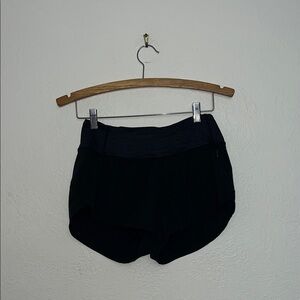 Outdoor Voices S running shorts black